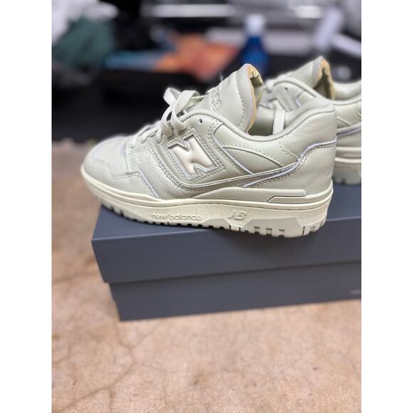 New Balance 550 Mint Green Unisex Lowtop Sneakers — NWT - Picture 3 of 10